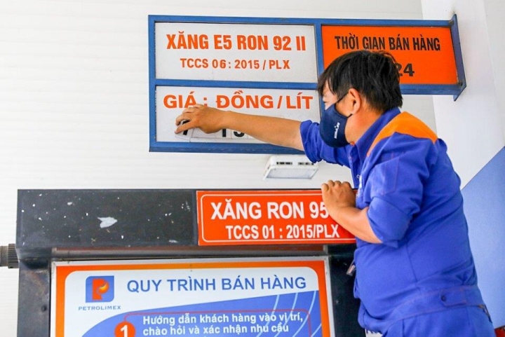 Giá xăng, dầu đồng loạt tăng nhẹ từ 15h ngày 11/1